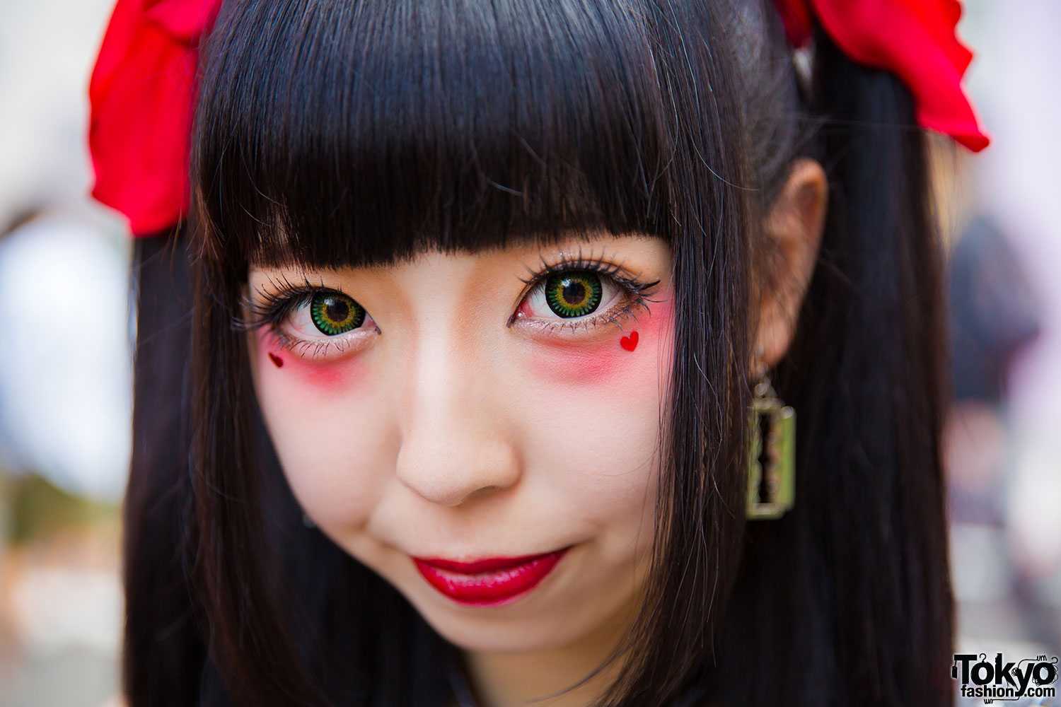 Азиатский макияж смотрится очень интересно Как накраситься в стиле аниме Каковы особенности традиционного японского make up Как сделать глаза в стиле гейши или мультяшного персонажа в домашних условиях