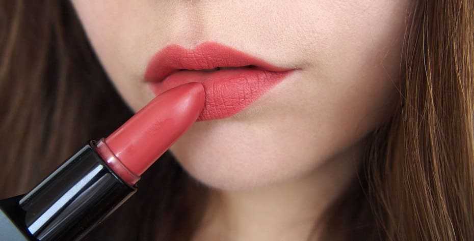 15 лучших брендов губных помад
