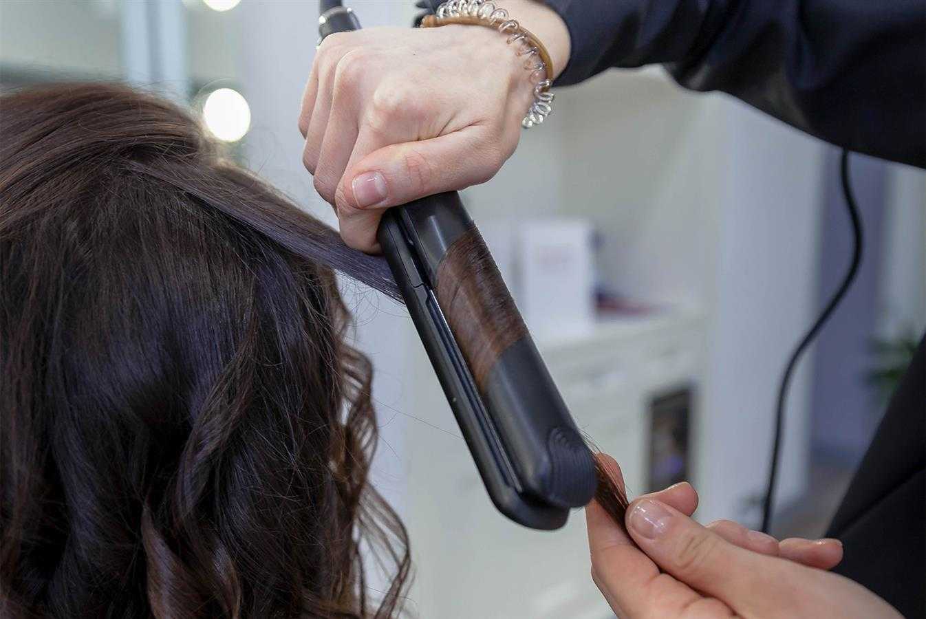 Укладка волос утюжком: средних, коротких, длинных - фото и видео