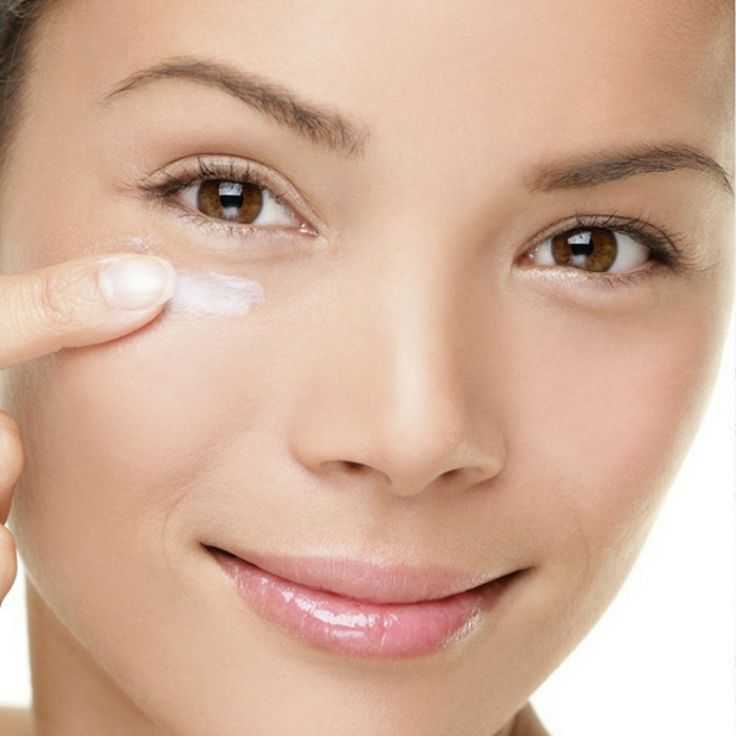 Миндальное масло для лица: применение от морщин, для кожи вокруг глаз, отзывы,