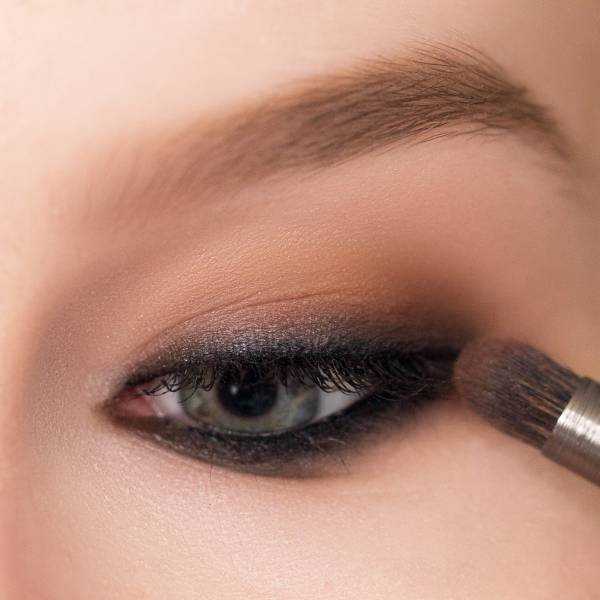 Черный макияж глаз: 120 фото самых красивых вариантов украшения глаз и век
