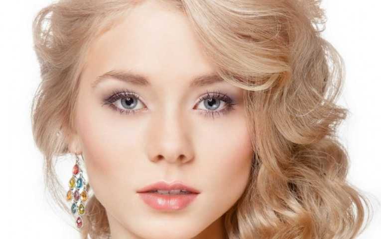 Макияж для блондинок с серыми глазами: пошаговая инструкция с фото