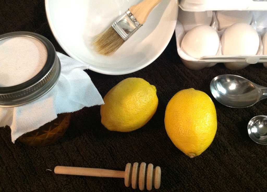 Яичная маска для лица в домашних условиях: желток — для увлажнения, белок — от прыщей и морщин