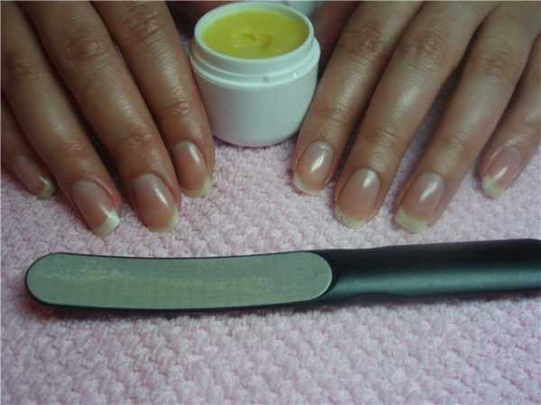 Ламинирование ногтей, запечатывание воском, полировка, глянцевание | маникюриста